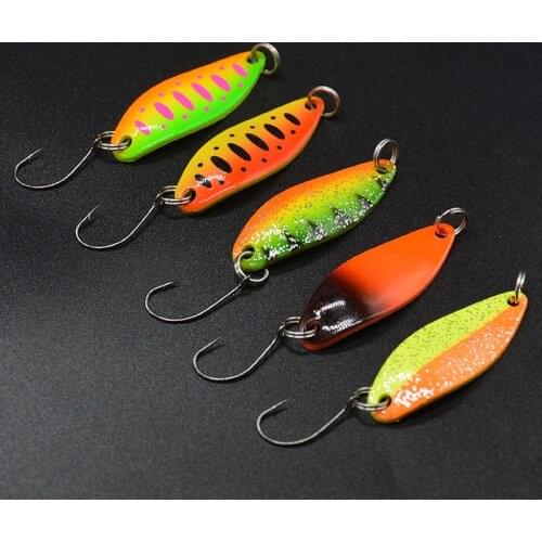 5pcs/lot Curved Sequins New Colorful Willow 3.4cm 3.5g Multicolor Fake Bait Metal Fishing Lure Spoon Sequin Spinner Bait