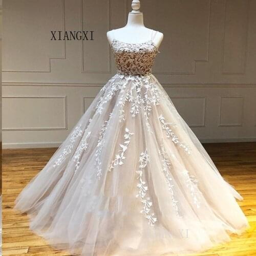 Champagne Evening Dresses 2020 Ball Gown Spaghetti Strap Lace Appliques Backless Long Evening Dress Vestidos de festa Longo