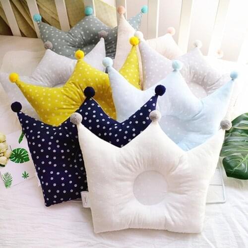 Baby Headrest Crown Shaped Pillow Shaping Anti Deflection Soft Cotton Breathable Baby Bedding Pillows Prevent Flat Head Cushion