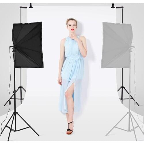 Professional Studio Photography Light Kit Including 50*70cm Softboxes with 150W 5500K Light Bulbs Light Stand Carry Bag