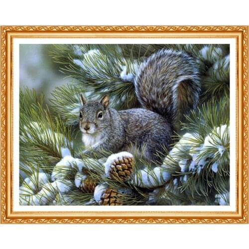 Needlework Diamond Embroidery Squirrels eat fruit snow Diamond Painting Cross Stitch Animal Painting Children Bedroom Adornment