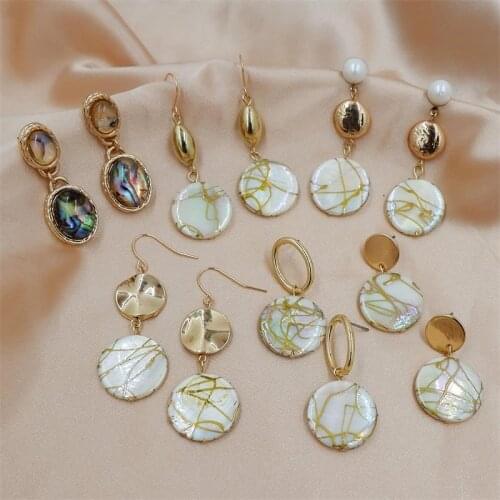 Luxury Netural Shell With Gold Plated Color Dangle Earrings Round Pendant Drop For Women Gift Jewelry