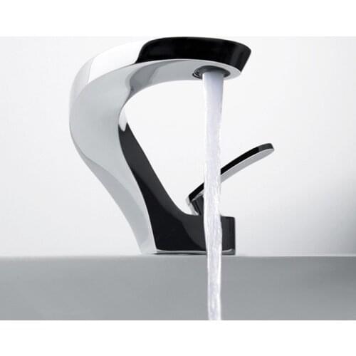 Bathroom Basin Faucet Brass Hot & Cold Sink Mixer Tap Deck Mounted Single Handle New Design Water Tap