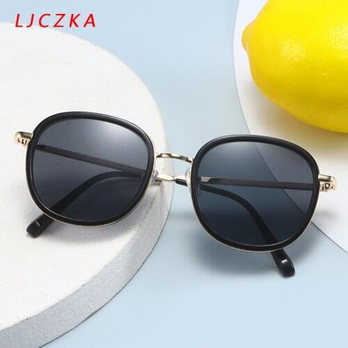 LJCZKA 2021 Children Classic Sunglasses For Girls Fashion Boy Colorful Cute Kids Sun Glasses Metal Frame Outdoors Goggles UV400