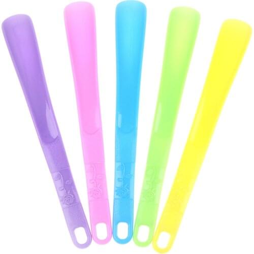 32cm Shoe Horns Random Colorful Plastic Shoe Horn Spoon Shape Shoehorn Shoe Lifter Flexible Sturdy Slip