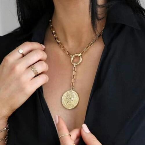 Vintage Punk Gold Chain Round Figure Coin Necklaces Geometric Classic Fashion Choker Pendant Necklaces for Women Party Jewelry