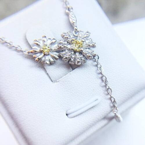 Korea Fashion 2020 New Zircon Small Daisy Adjustable Pull Design Necklace Necklace Lady Hypoallergenic Jewelry Christmas Gift