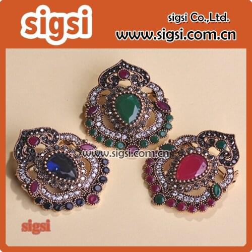 Retro Victorian Style Jewelry Gift Flower Gold Plated Crystal Rhinestone Brooches Pins Women Lady