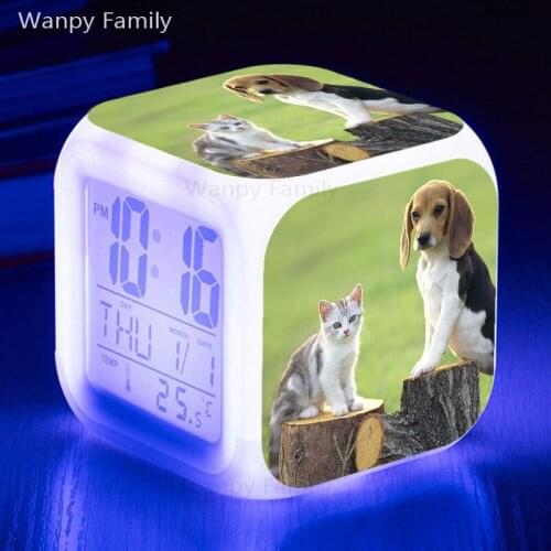 Very Lovely Pet Dog Cat Alarm Clock LED Color Changing Glowing Digital Alarm Clock For Kids Birthday Gifts Luminous Night Lights Electronic Alarm Clock