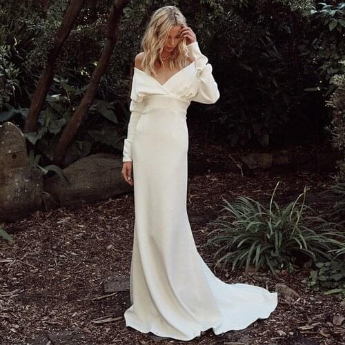 Bohemian Off the Shoulder Mermaid Wedding Dress Sexy Deep V-Neck Court Train Zipper Back High Quality Jersey Brdidal Gowns