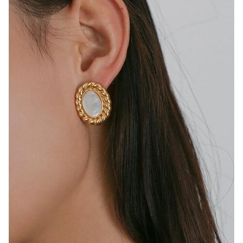 Brass With 18K Gold Oval Shell Earrings Women Jewelry Punk Party Gown Runway rare Boucle Korean Japan INS Fashion