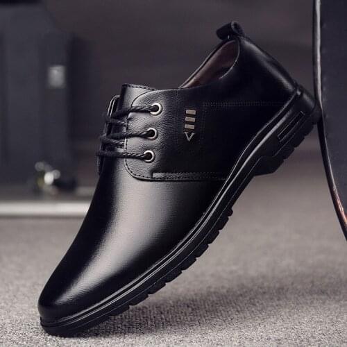 Fashion Classic Business Men Dress Shoes Fashion Elegant Formal Wedding Shoes Men Slip on Office Oxford Shoes for Men 2021 New