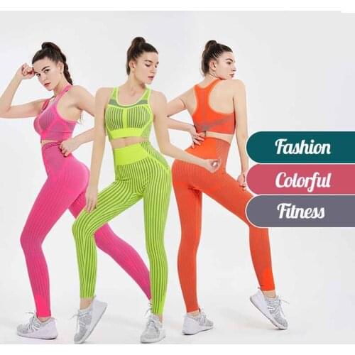 Seamless Sports Outfit For Woman Yoga Set For Fitness Female Gym Clothing Running Tights Push Up Leggings Sleeveless Tracksuits