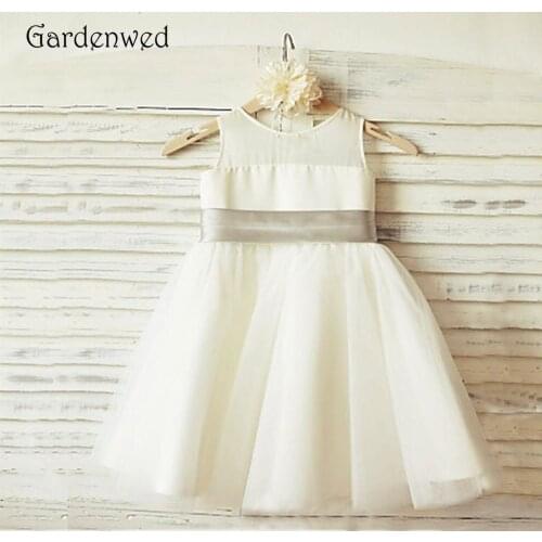 Beige Cute Flower Girl Dresses 2020 Kids First Communion Dress Wide Ribbon Back Big Bow Knot Baby Girl Birthday Prom Party Gown