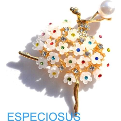 Pearl Flower Brooch for Women Delicate Rhinestone Dancing Girl Breast Pin Fashion Lady Jewelry Elegant Wedding Brooch Mix Color