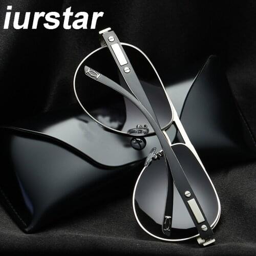 Oversized Luxury Sunglasses Mens Designer Fashion Trending Retro Polarized Goggle For Beach Party Street Shades Big Sunglass