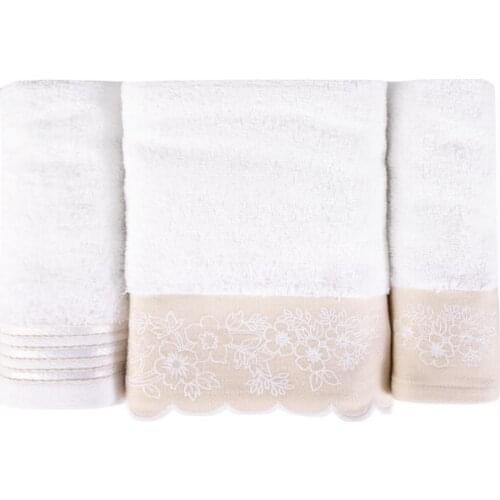 Sarah Anderson Bony Embroidered 3-Piece Towel Set Cream-Boxed