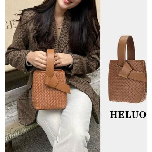 Niche Designer Brand Woven Strappy Tote Bucket One-shoulder Stiletto Bag