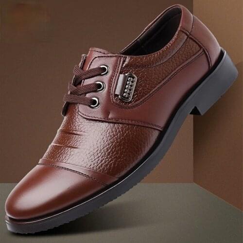 2021 Mens Shoes Fashion Men PU Leather Casual Shoes Business Designer Shoes Loafers Dress Shoes Zapatos Casuales De Los Hombres
