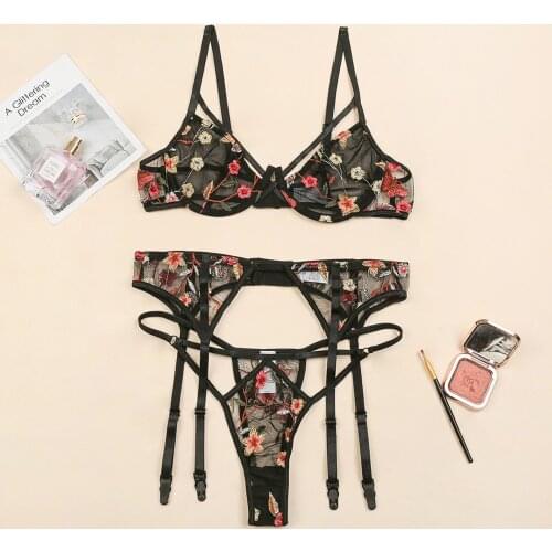 Ladies' Sexy Lingerie Set Temptation Lace Embroidered Bra Thong Garter Belt Suit Ladies Underwear Nightwear белье женское