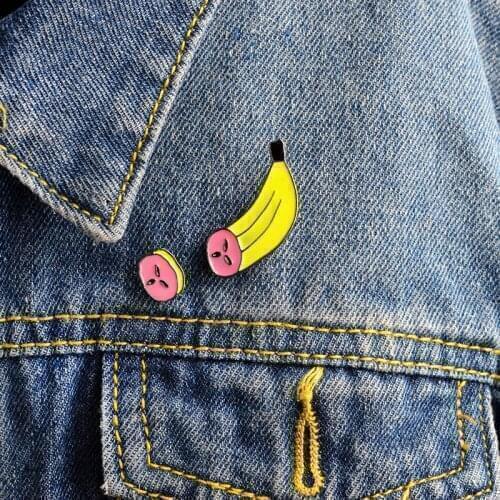 2pcs/set slicing up bananas Brooch Button enamel pin Sliced Banana Denim Jacket Pin Badge Cartoon Food Fruit Jewelry