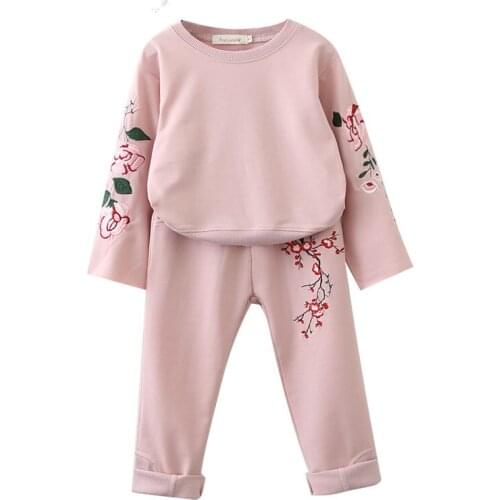 2018 casual girls clothing spring and autumn embroidery flowers long-sleeved T-shirt + pants 2 sets of childrens sportswear