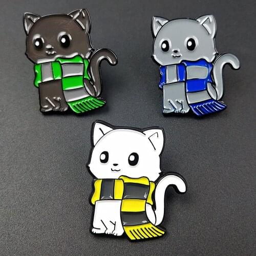 Cute Scarf Cat Enamel Cartoon Pins Brooches Badges Bags Metal Pin Gifts For Friends Jewelry Brooch DIY Clothes Hats backpack