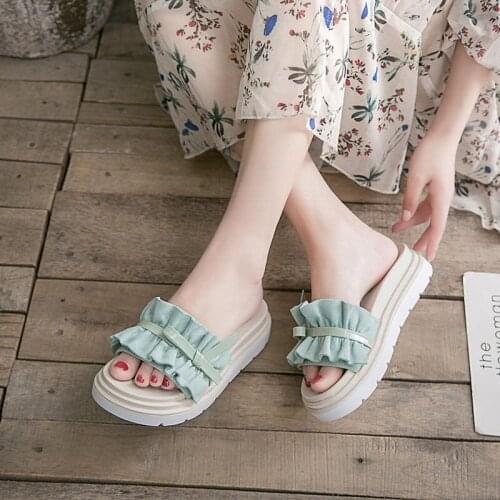 Sweet Summer Women Beach Slippers Fashion Outside Flat Thick Platform Non-slip Casual Ladies Sandals Med (3cm-5cm) Beach Shoes