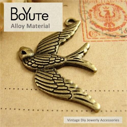 BoYuTe (50 Pieces/Lot) 22*35MM Zinc Alloy Metal Charms Antique Bronze Plated Bird Pendants Diy Jewelry Making Findings