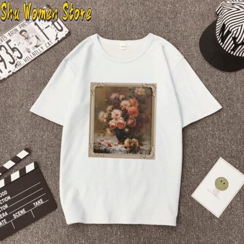 Women White Classic T-Shirt The Kiss Art Oil Painting T-Shirt Lady Graphic Cotton Soft O-Neck Tees Summer Casual Retro Tops 90s