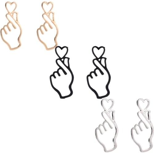 2021 New Fashion Simple Punk Bohemian Personality Metal Hollow Heart Gesture Lady Earrings Gold Silver Black Jewelry Gift