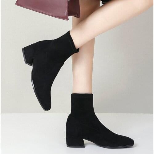 2021 Autumn New Women Ankle Boots Fashion Square Toe Flocking Matte Womens Shoes Winter Warm Booties Lady Boots Plus Size 34-43