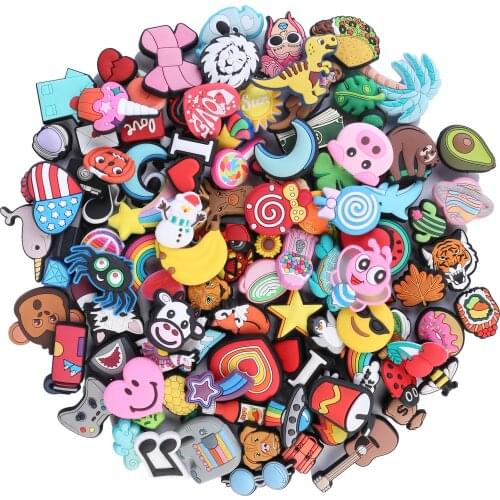 100 Pcs Random PVC Shoe Buckle Accessories DIY Combination Shoes Decoration Charms Bracelets Kids Gifts