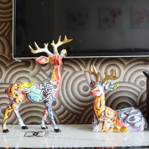 Desk Ornaments Art Simple Creative Dachshund Color Deer Decor Home Entrance Wine Cabinet Office Desktop Decorations Resin Crafts