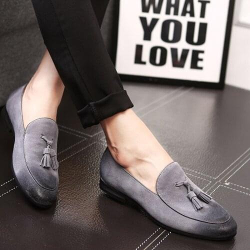 2019 Male Casual Shoes Mens Moccasins Suede Soft Leather Oxfords Driving Shoes Moccasins Shoes Tassel Mens Wedding Dress A3-67