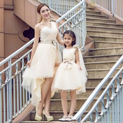 Family Clothes Mother Daughter Dresses Mama Bear Mom and Daughter Wedding Dress Girls Ball Gown Prom Baby Tutu Dress