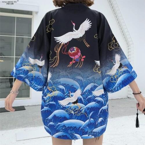 Harajuku Crane Wave Print Japanese Kimono Cardigan Men Women Summer Haori Samurai Kimonos Streetwear Shirt Kimono Haori Yukata