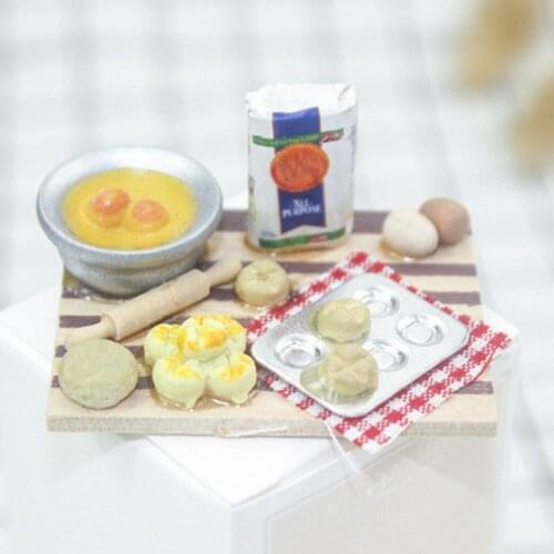Dollhouse Simulation Kitchen Scene Mini Bread Baking Model Toy DIY Props Gift Mini Bread Baking Model Toy