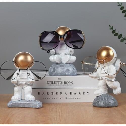 Funny Astronaut Figurines Resin Glasses Holder Cute Eyeglasses Display Stand Table Craft Ornament Kids Toys Party Decor