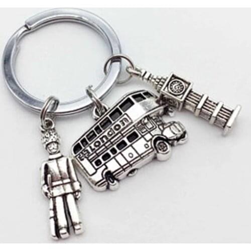 1 Piece Of London Keychain Big Ben Keyring London Bus Charm And Guardian England Gift For Travelers