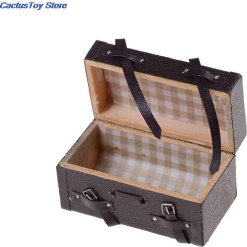 1/12 Dollhouse Brown Miniature Carrying Vintage Leather Wood Suitcase Luggage Classic Toys Pretend Play Furniture Toys Accessory