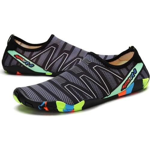 Drop-shipping Outdoor lovers beach Summer Outdoor Shoes Upstream Walking Water Quick Drying sneaker Shoes zapatos de hombre