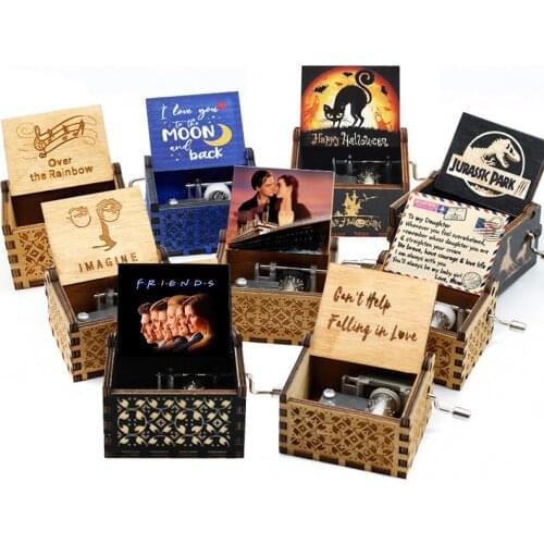 New 2021 Antique Wooden Hand Cranked Black color printing My Heart Will Go On FRIENDS Music Box Birthday Gift Coffin Decoration