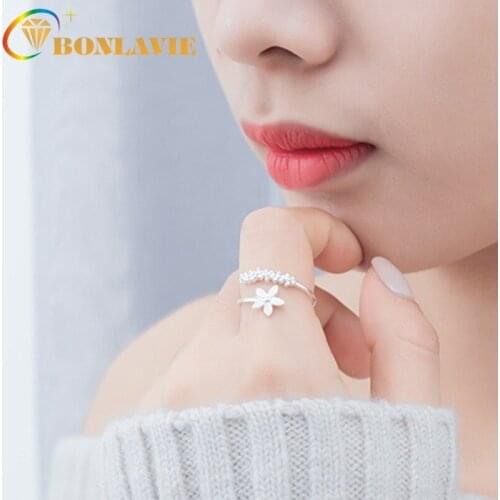 BONLAVIE Open Flower Young Girl Index Finger Red Ring Female Cocktail Ring