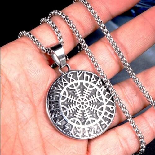 Vintage Viking Compass Necklace Stainless Steel Guidepost Nordic Elder Futhark Pendant Nordic Totem Amulet Jewelry Dropshipping