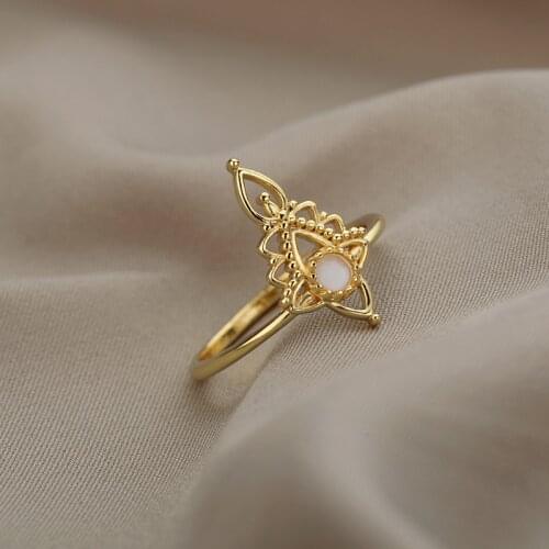 White Opal Rings for Women Stainless Steel Gold Engagement Flower Bud Finger Ring Boho Classic Jewelry Gift Anillos Bijoux Femme