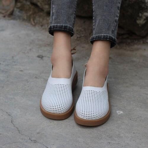 Women Shoes Flat Hollow Out Breathable Summer Shoes 100% Authentic Leather Slip On Women Flats Anti-slip Ladies Flat Shoes
