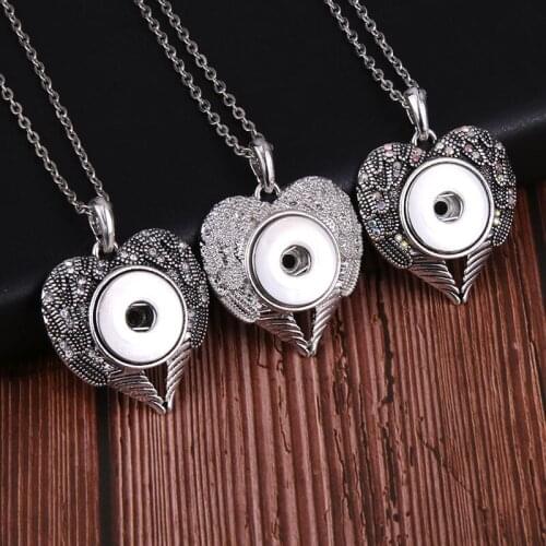 New snaps jewelry Heart shaped wing with crystal rhinestone snap necklace 18mm Pendant necklace women girl fun Christmas gift