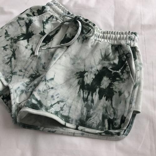 2021 New beach pants spring and summer retro wash-dye tie-dye printing thin section wide-leg casual shorts running beach pants