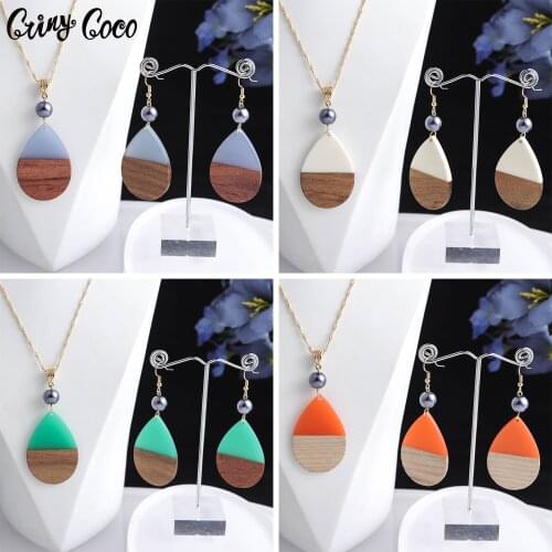 Hawaiian Jewelry Pearl Wood Pendant Sets Chains Polynesian Colourful Contrast Nacklace Earrings Set Jewelry 2021 for Women Party